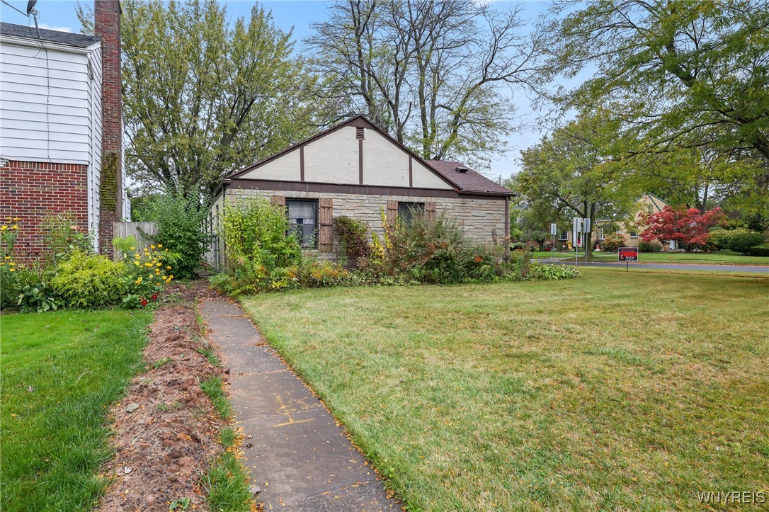 131 Treehaven Road, Cheektowaga, New York image 3