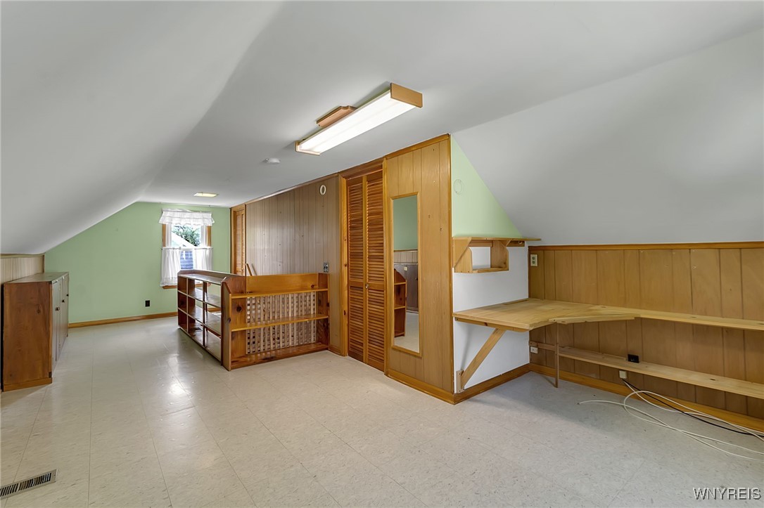 438 Zimmerman Boulevard, Tonawanda, New York image 36