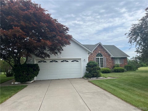 Tiny photo for 6621 N Canal Road, Lockport Town, NY 14094 (MLS # B1696409)