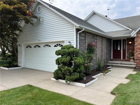 Tiny photo for 6621 N Canal Road, Lockport Town, NY 14094 (MLS # B1696409)