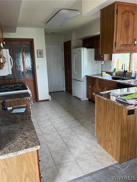 Tiny photo for 6621 N Canal Road, Lockport Town, NY 14094 (MLS # B1696409)
