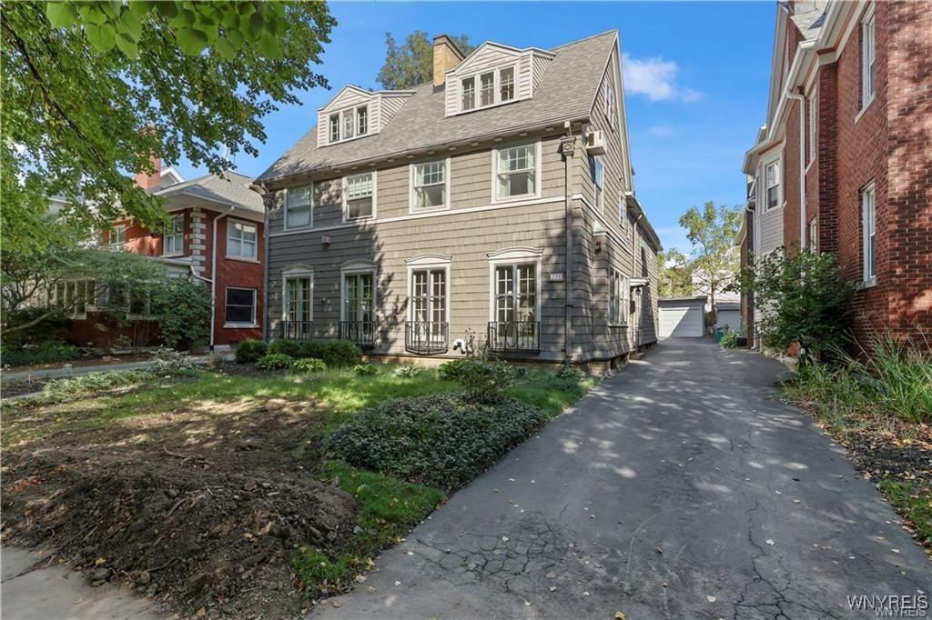 736 Lafayette Avenue, Buffalo, New York image 3