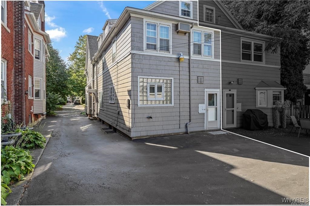 736 Lafayette Avenue, Buffalo, New York image 49