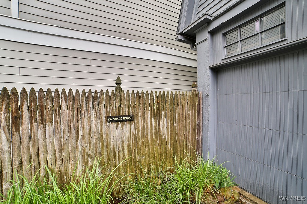 403 Elmwood Avenue, Buffalo, New York image 37