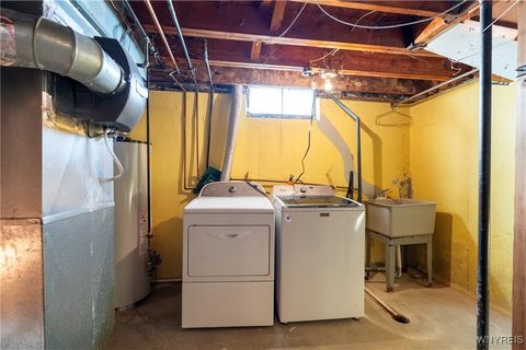 Tiny photo for 64 Melody Lane, Tonawanda, NY 14150 (MLS # B1660640)