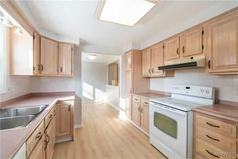 Tiny photo for 64 Melody Lane, Tonawanda, NY 14150 (MLS # B1660640)