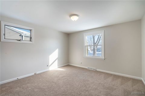 Tiny photo for 64 Melody Lane, Tonawanda, NY 14150 (MLS # B1660640)