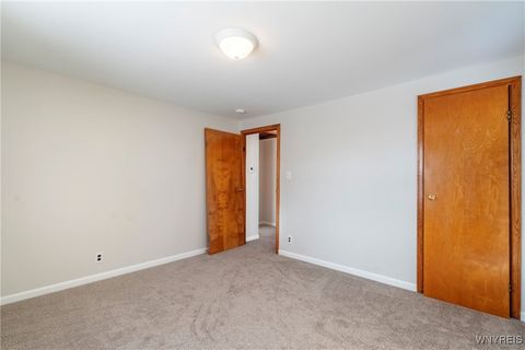 Tiny photo for 64 Melody Lane, Tonawanda, NY 14150 (MLS # B1660640)