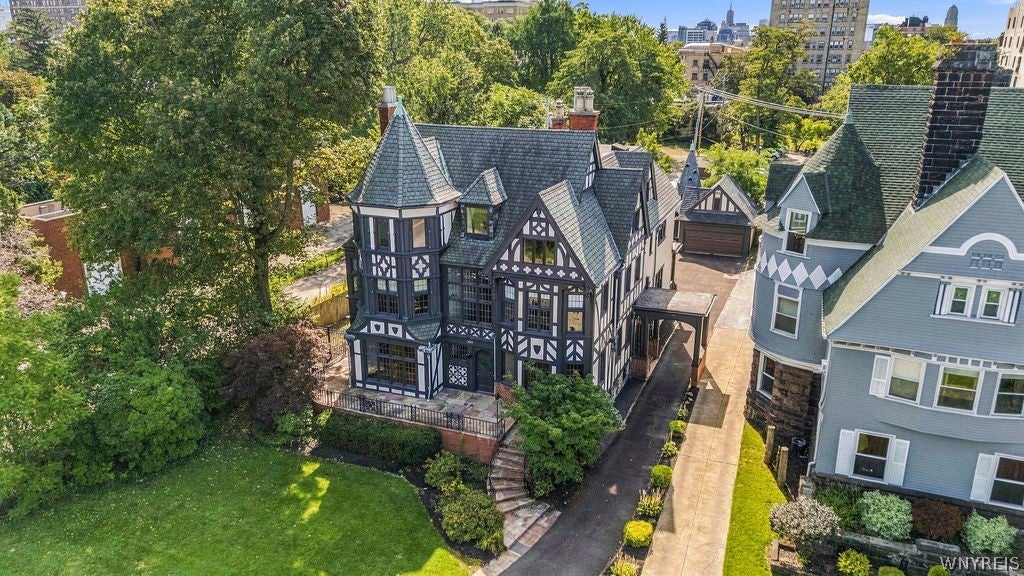 200 Summer Street