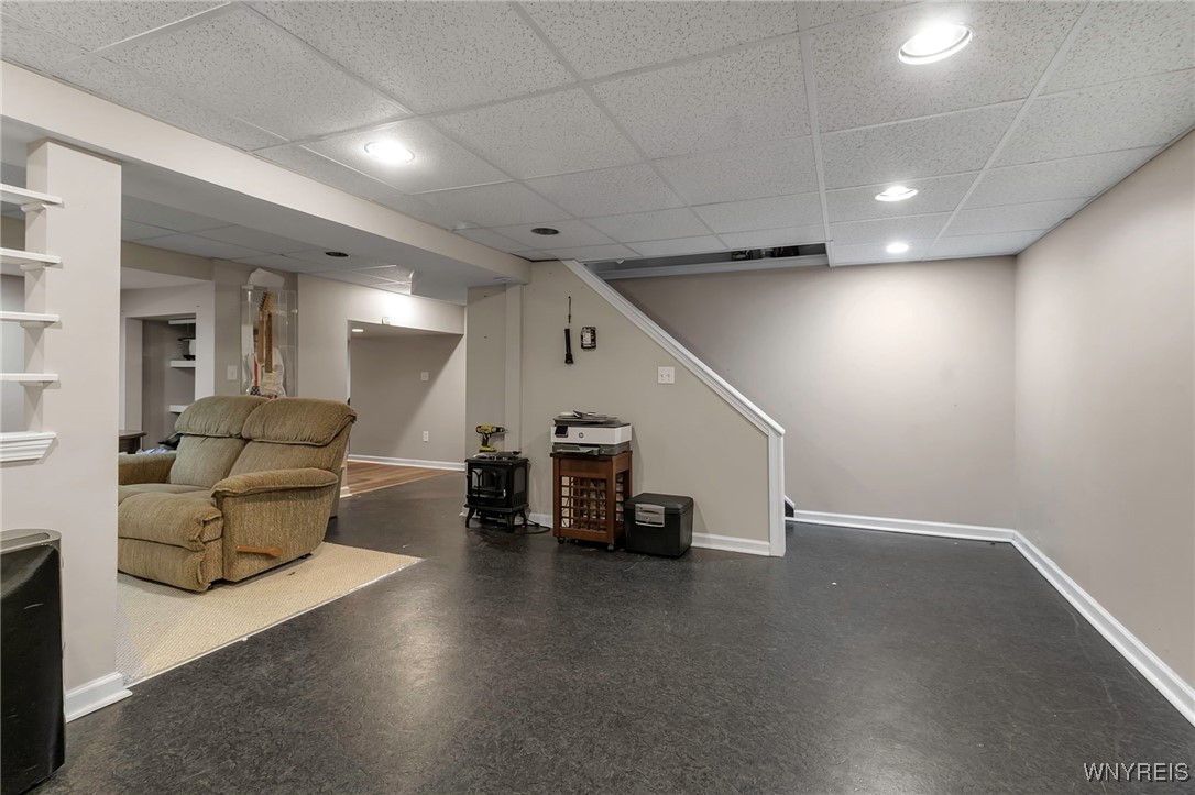 27 Michaels Walk, Lancaster, New York image 41