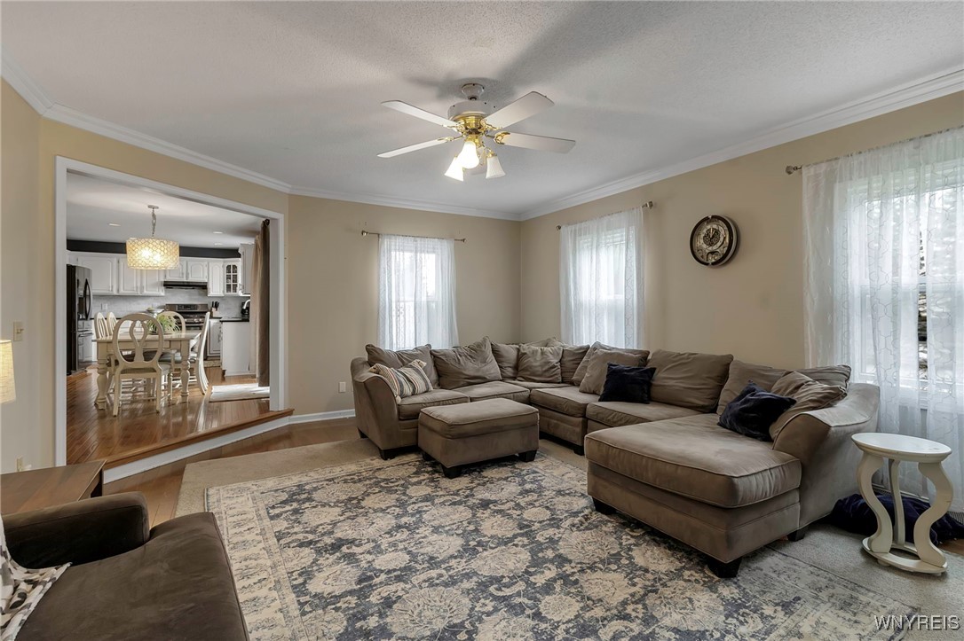 27 Michaels Walk, Lancaster, New York image 24