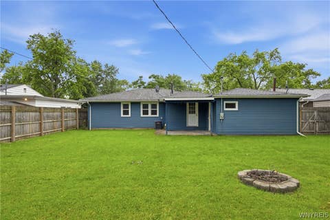 Tiny photo for 145 Overbrook Avenue, Tonawanda, NY 14150 (MLS # B1693633)