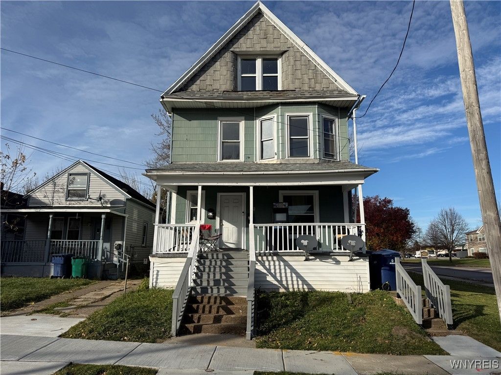 Photo of 172 Austin Street, Buffalo, NY 14207 (MLS # B1652480)