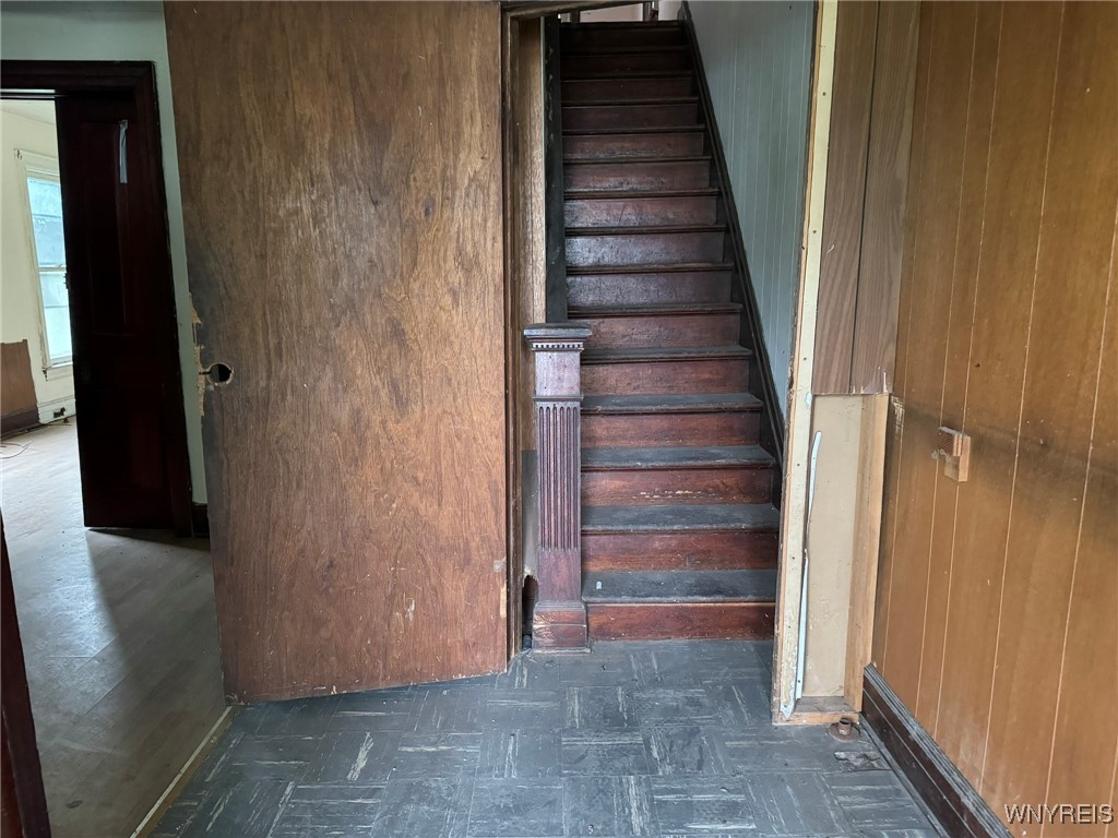 1867 Pierce Avenue, Niagara Falls, New York image 3