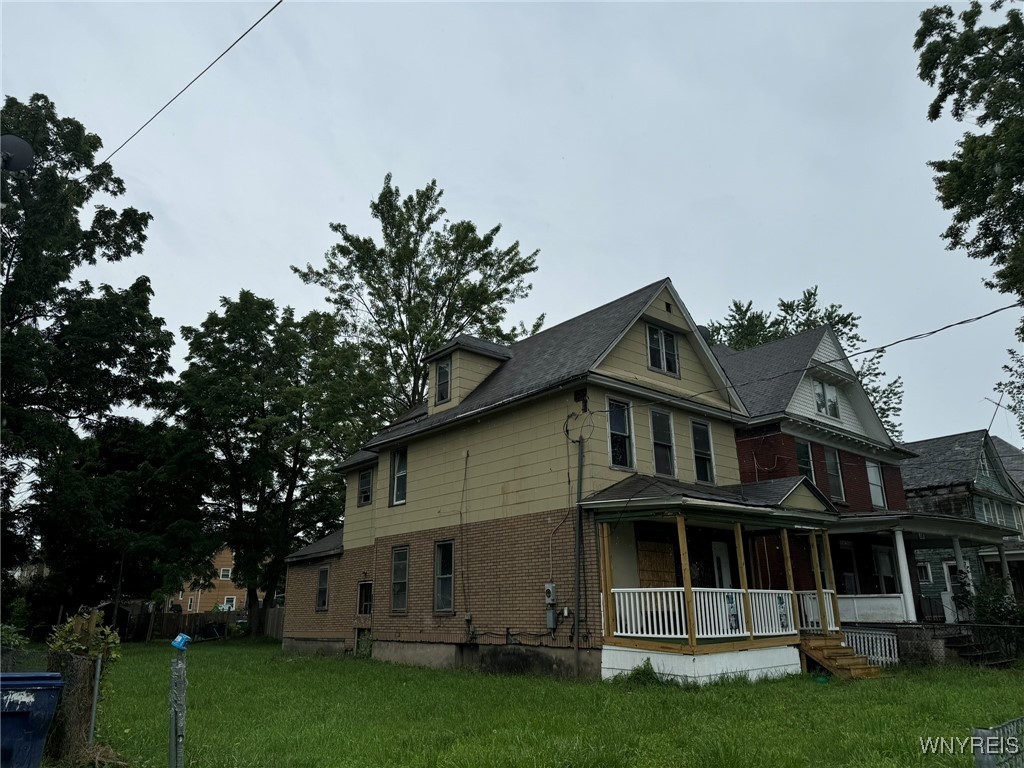 1867 Pierce Avenue, Niagara Falls, New York image 2