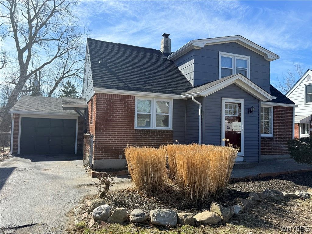 Photo of 77 Balbach Drive, Cheektowaga, NY 14225 (MLS # B1665717)