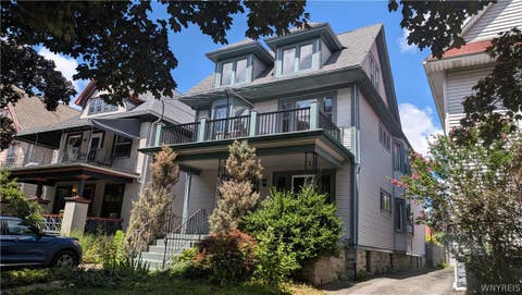 Photo of 37 Manchester Place #Lower, Buffalo, NY 14213 (MLS # B1704326)