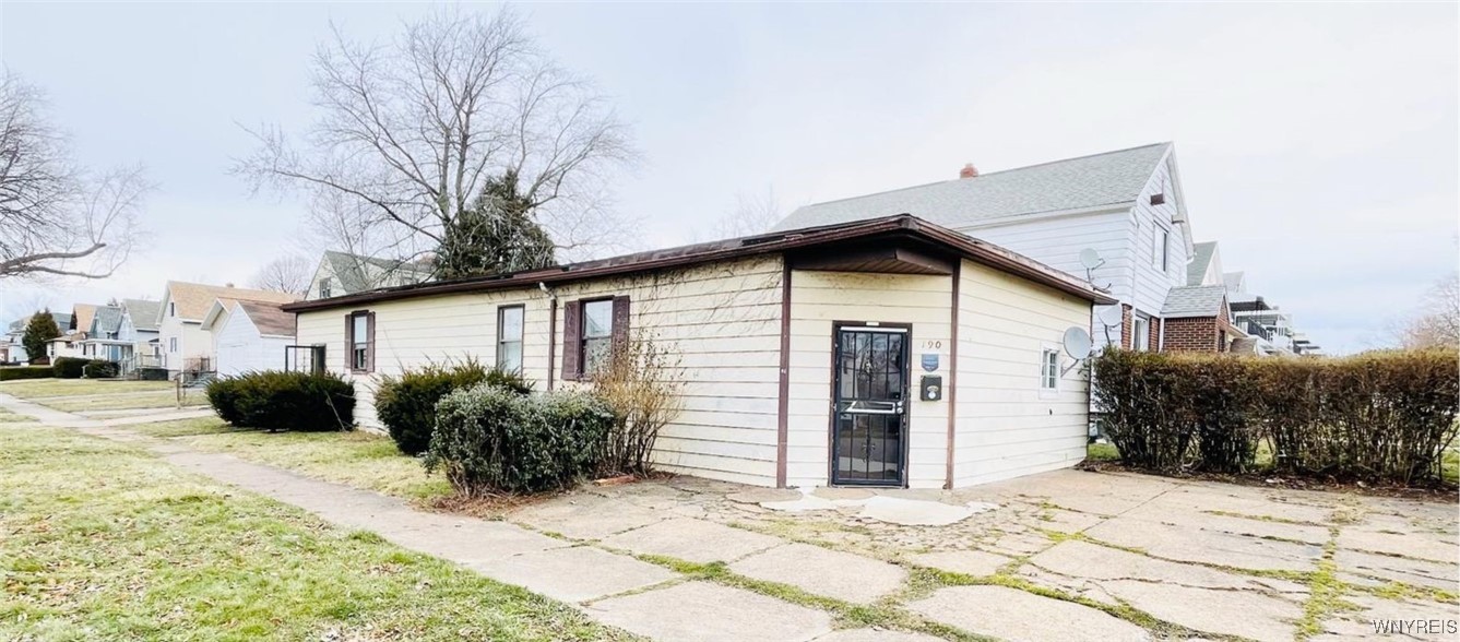 190 Davidson Avenue, Buffalo, New York image 2