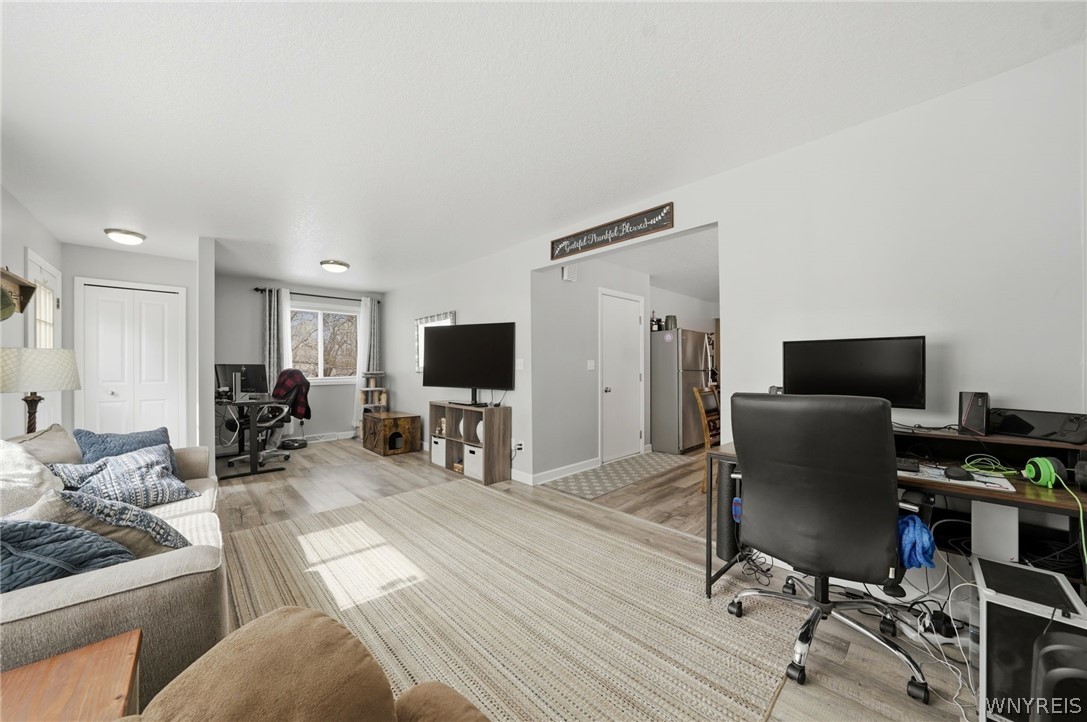 4986 City View Avenue