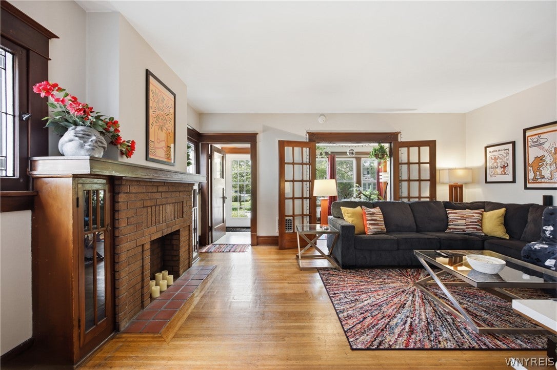 154-156 Lincoln Boulevard