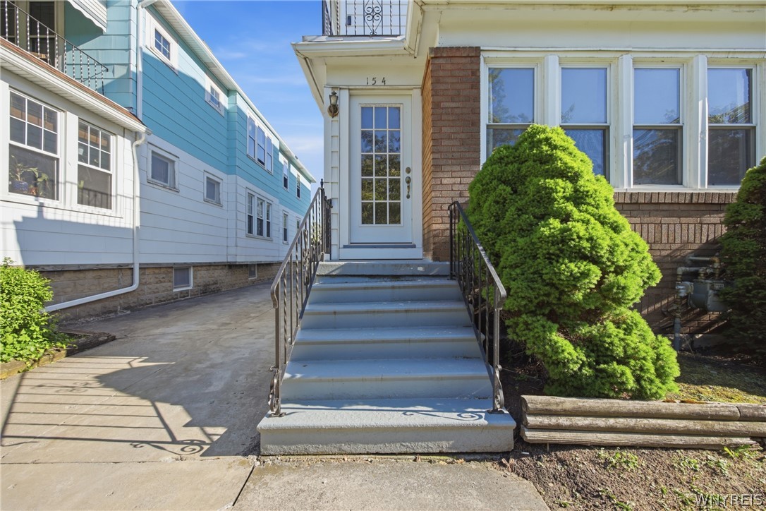 154-156 Lincoln Boulevard