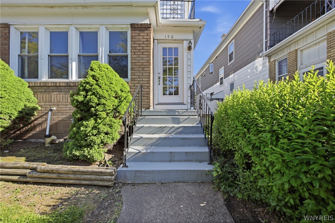 154-156 Lincoln Boulevard