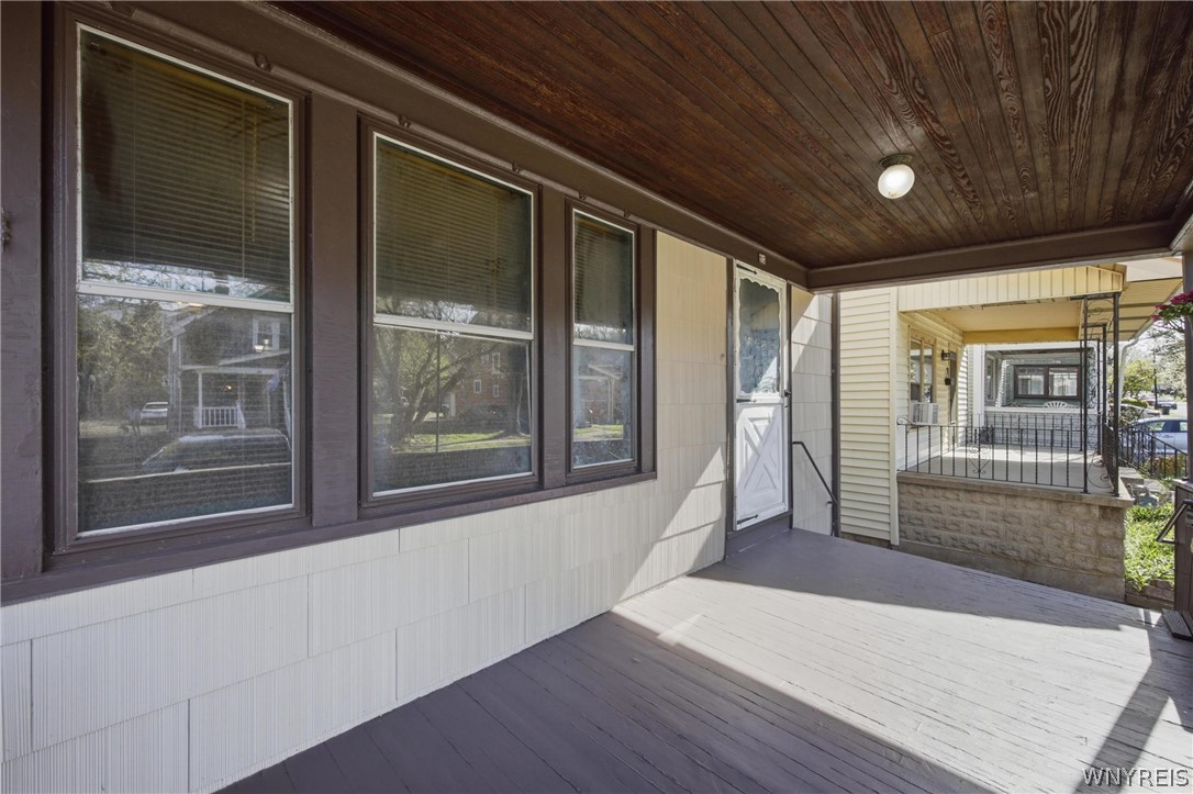 95 Custer Street