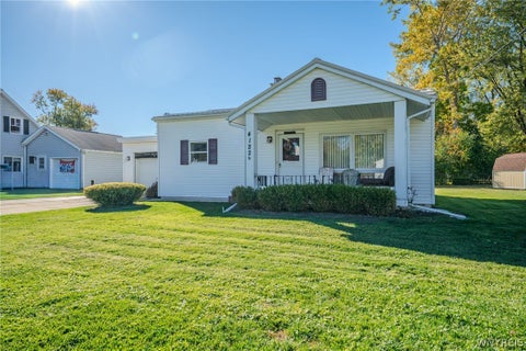 Photo of 4122 Jarvis Street, Hamburg, NY 14219 (MLS # B1723930)