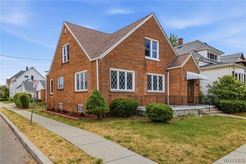 Homes For Sale - 157 Woodell Avenue<br/> Cheektowaga, NY 14211