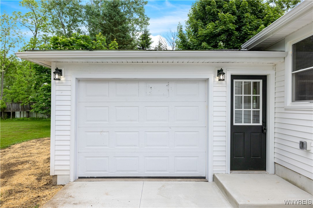 167 Iroquois Avenue, Lancaster, New York image 4