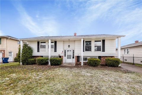 Photo of 146 Jeanmoor Road, Amherst, NY 14228 (MLS # B1671322)