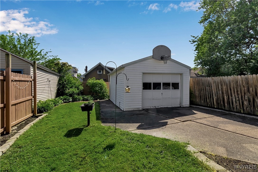 84 Newfield Street