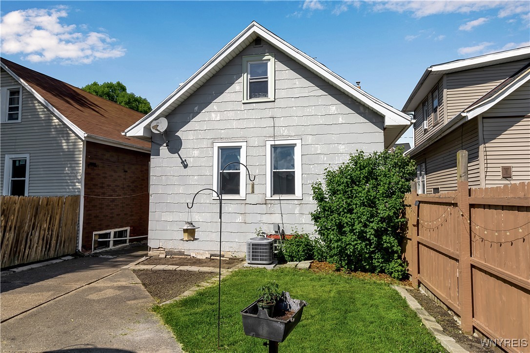 84 Newfield Street