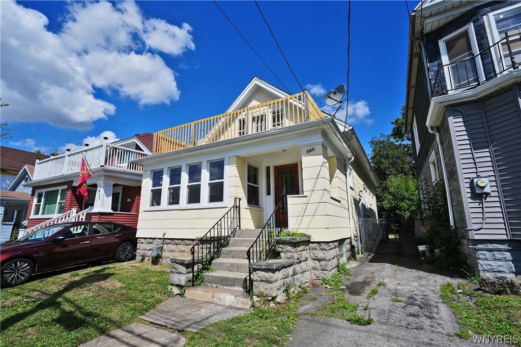 Photo of 560 Minnesota Avenue, Buffalo, NY 14215 (MLS # B1674462)