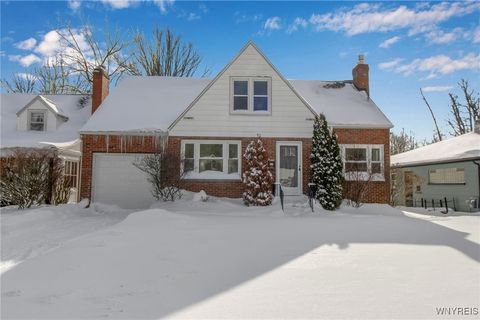 Photo of 38 Hancock Terrace, Amherst, NY 14226 (MLS # B1660747)