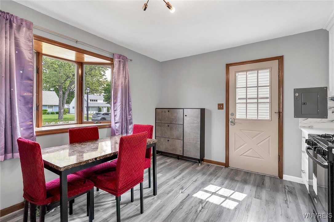 121 E Somerset Avenue, Tonawanda, New York image 11