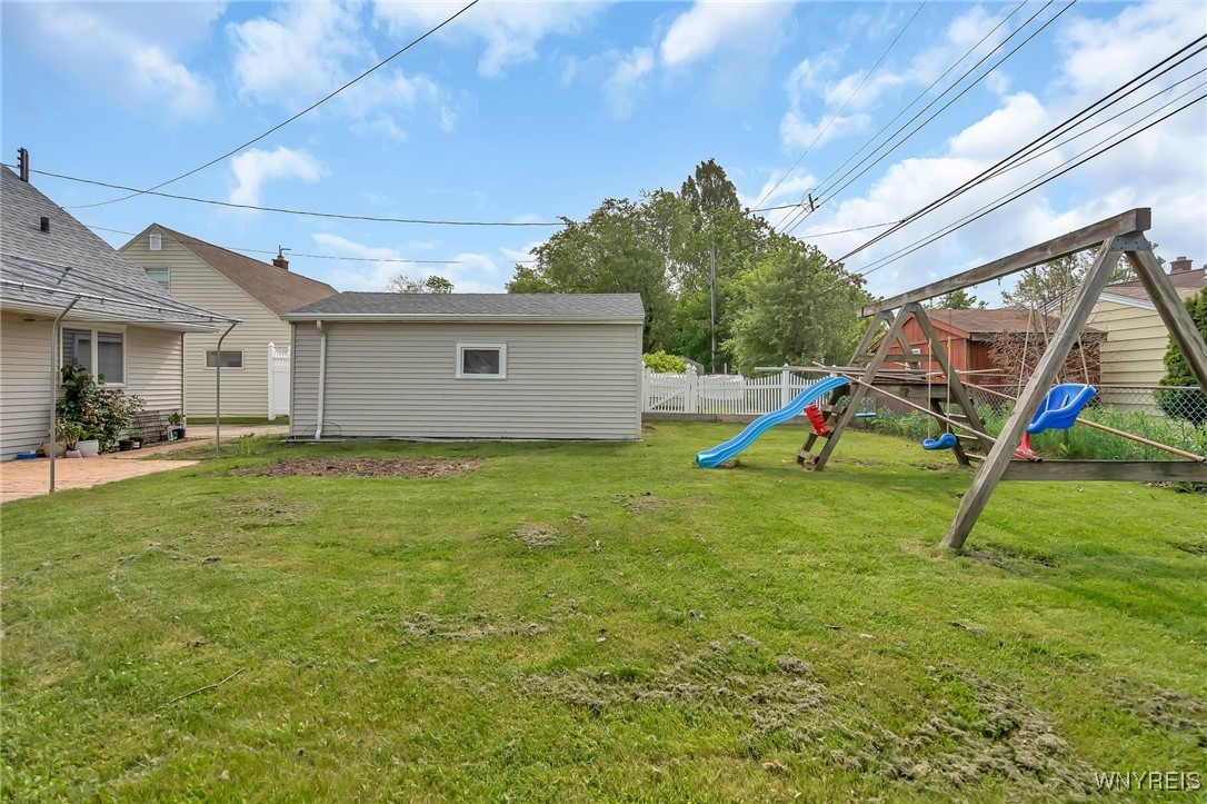 121 E Somerset Avenue, Tonawanda, New York image 35