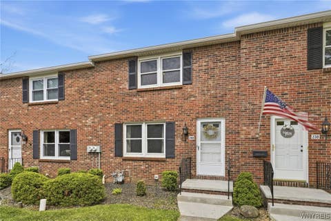 Photo for 240 Wimbledon Court