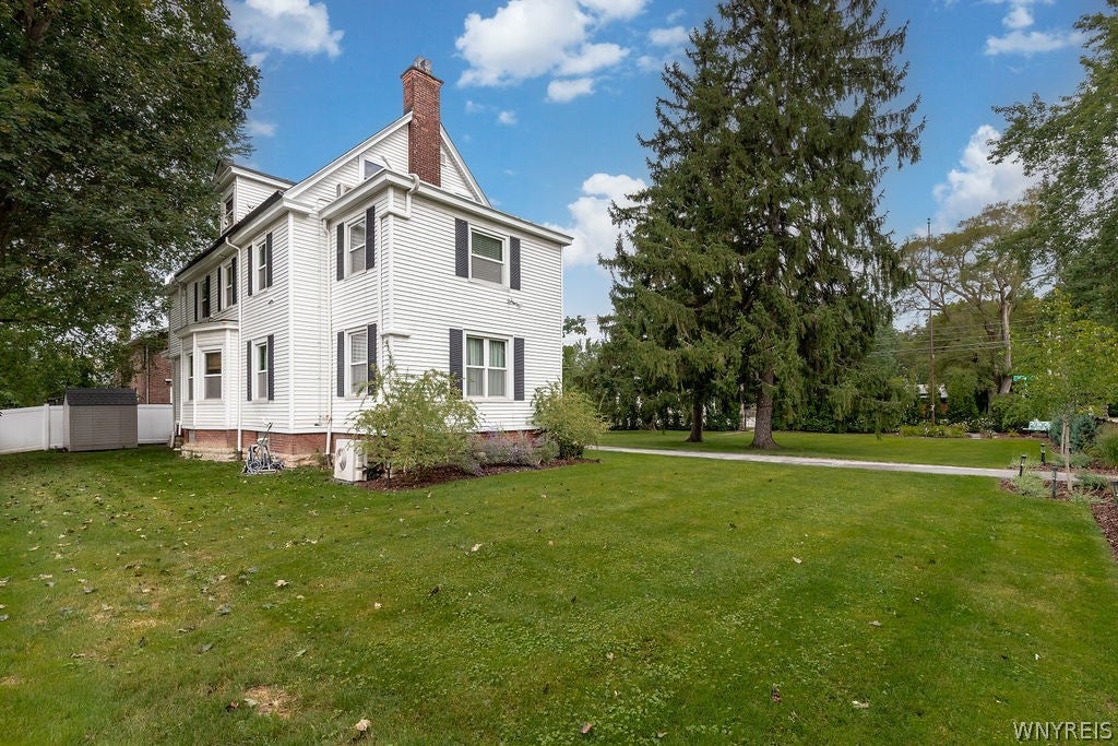 9 High Park Boulevard