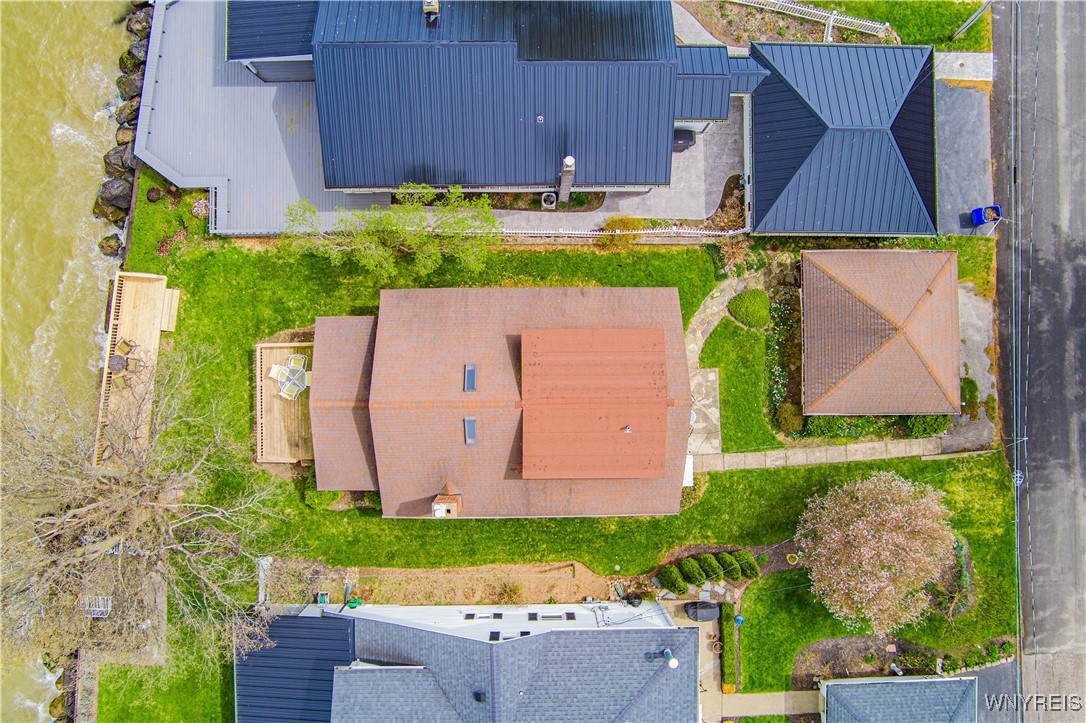 5657 West Bluff Blf, Newfane, New York image 39