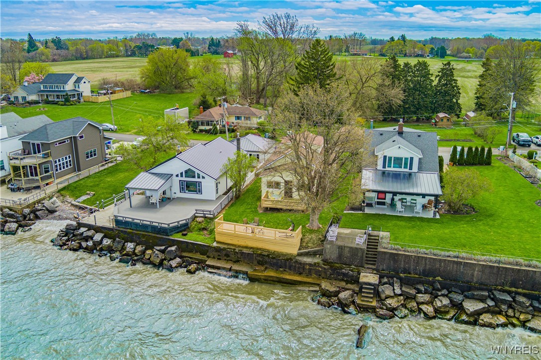 5657 West Bluff Blf, Newfane, New York image 3