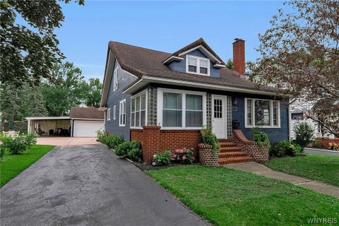 Photo for 146 Roseland Avenue