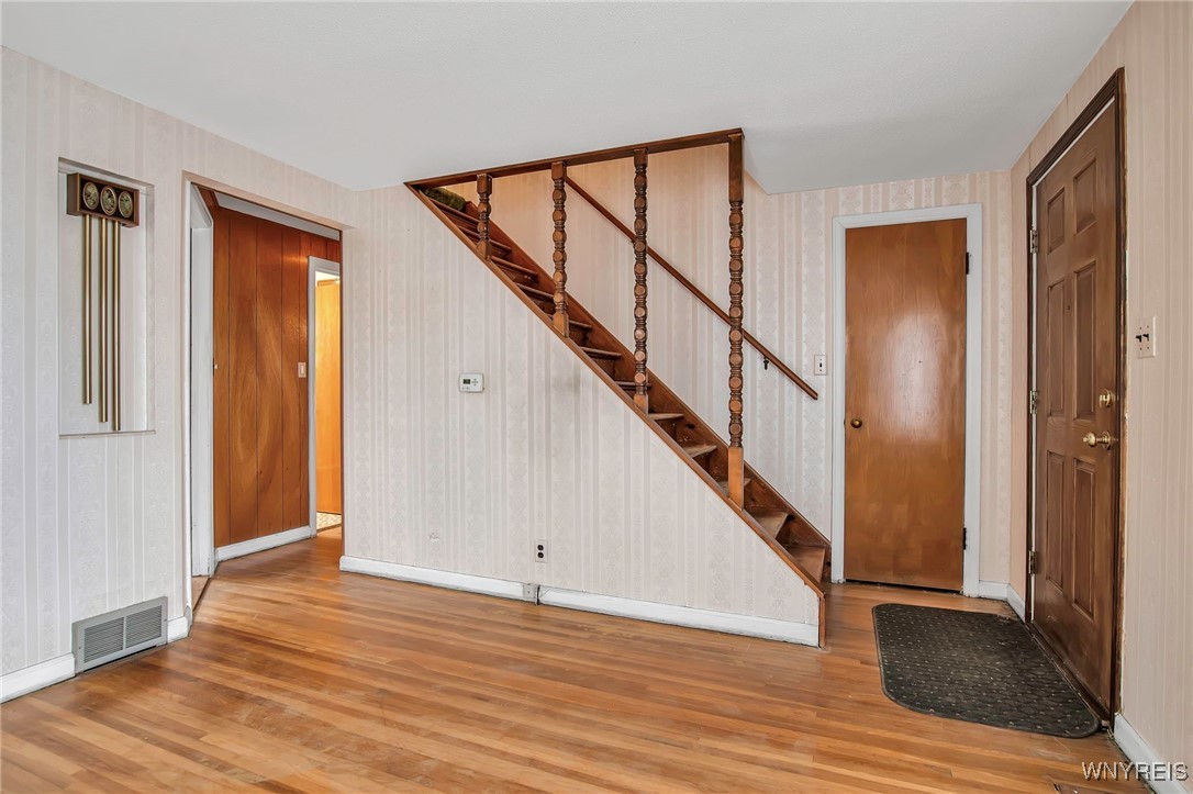 1292 Cleveland Drive, Cheektowaga, New York image 12