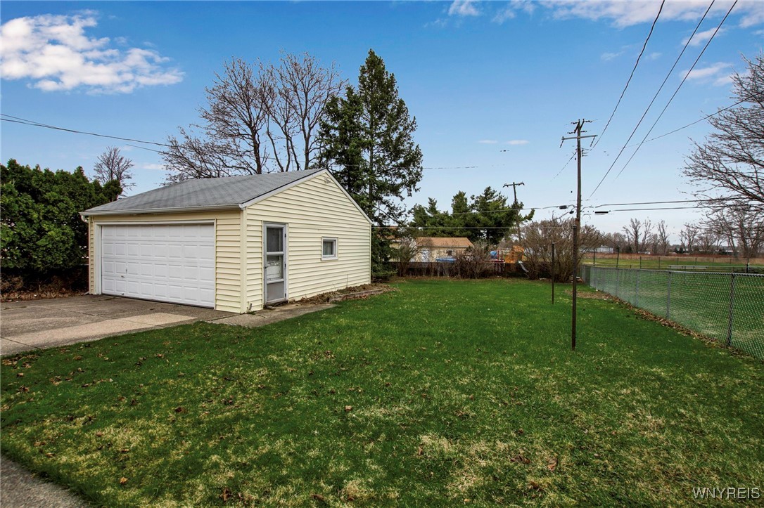1292 Cleveland Drive, Cheektowaga, New York image 4