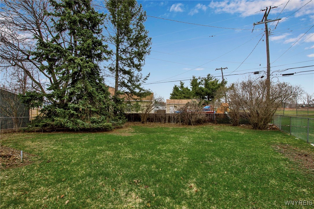 1292 Cleveland Drive, Cheektowaga, New York image 5