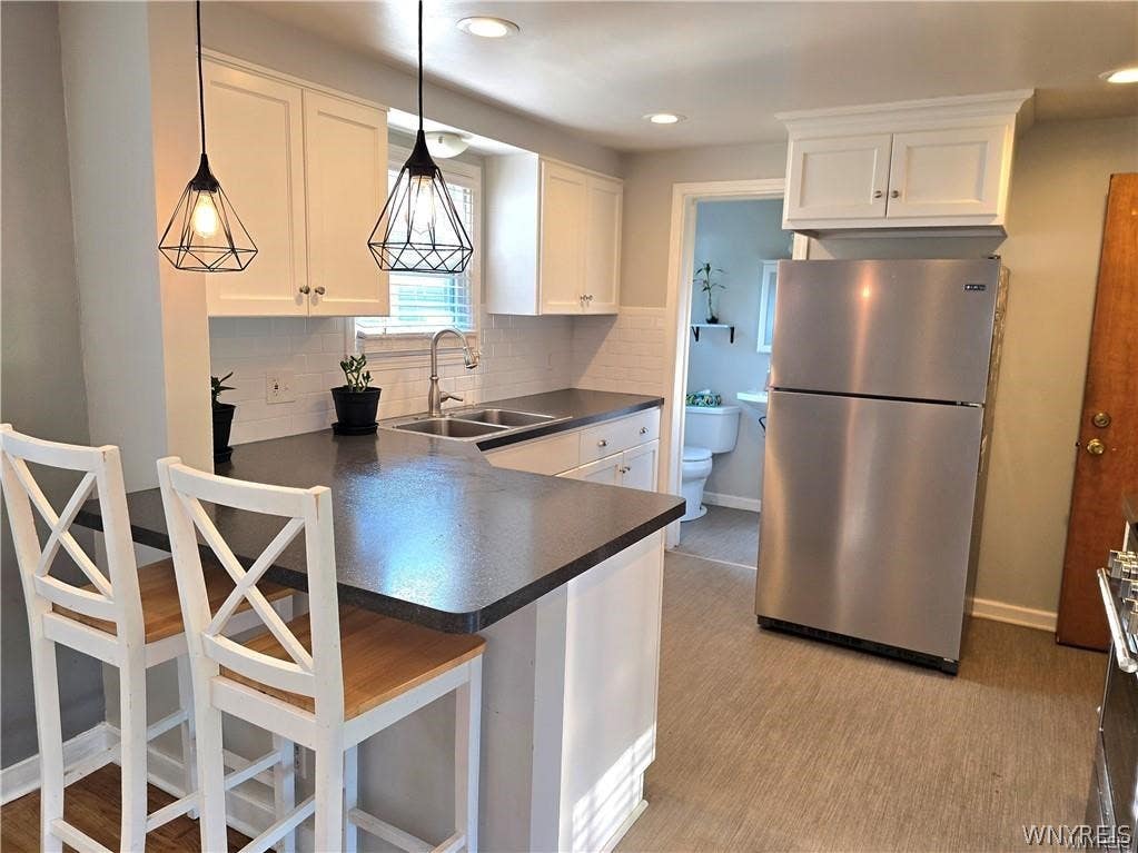 Photo of 233 Rosedale Blvd BLVD, Amherst, NY 14226 (MLS # B1710164)
