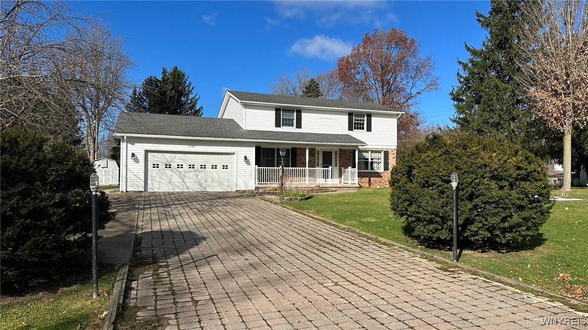 11798 Manitou Drive, Alden, New York image 1