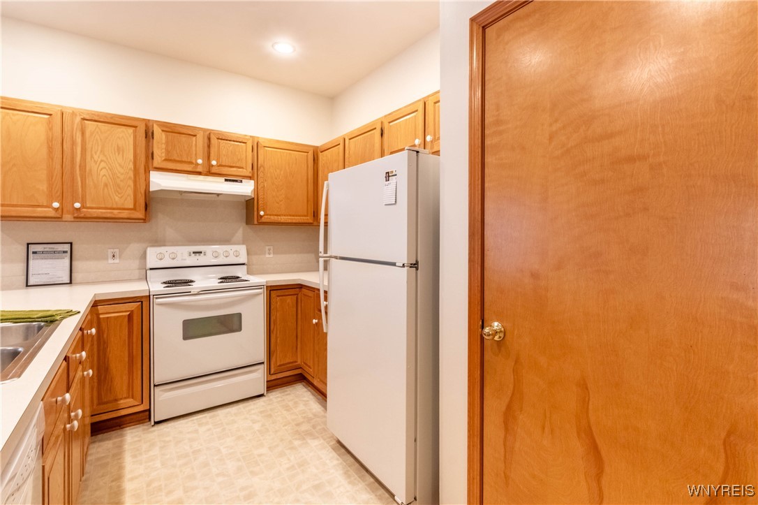 68 Kelly Court, Lancaster, New York image 5