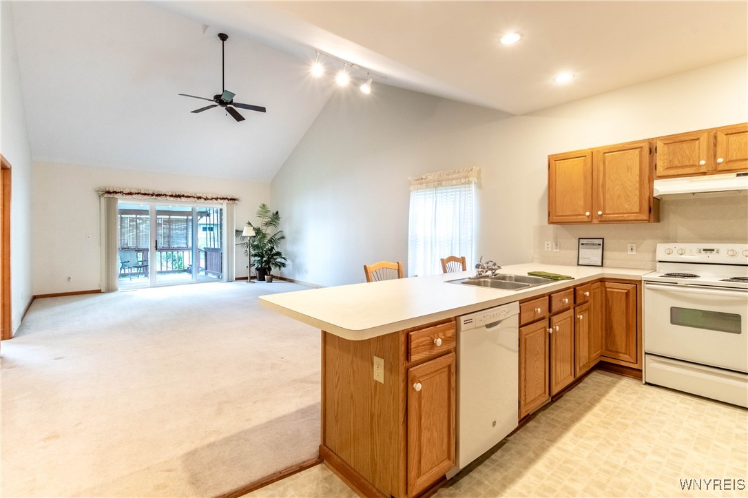 68 Kelly Court, Lancaster, New York image 6