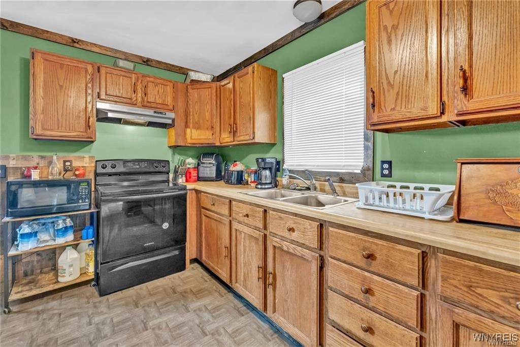 Barre, New York 14103, United States, 3 Bedrooms Bedrooms, ,1 BathroomBathrooms,Residential,Active,3856